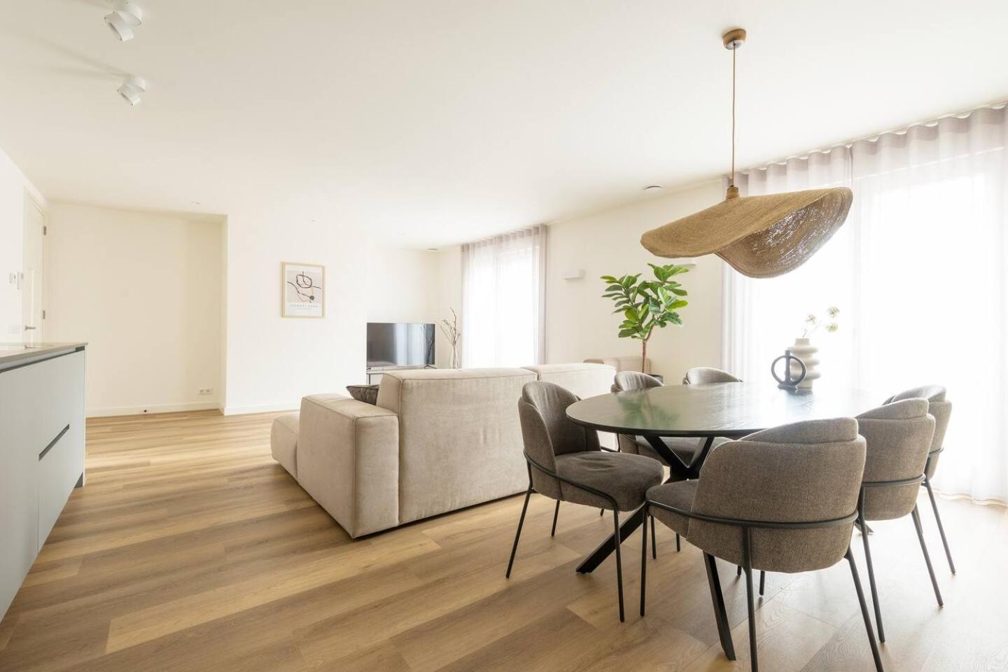 New Apartment In City Centre Large Орсхот Екстер'єр фото