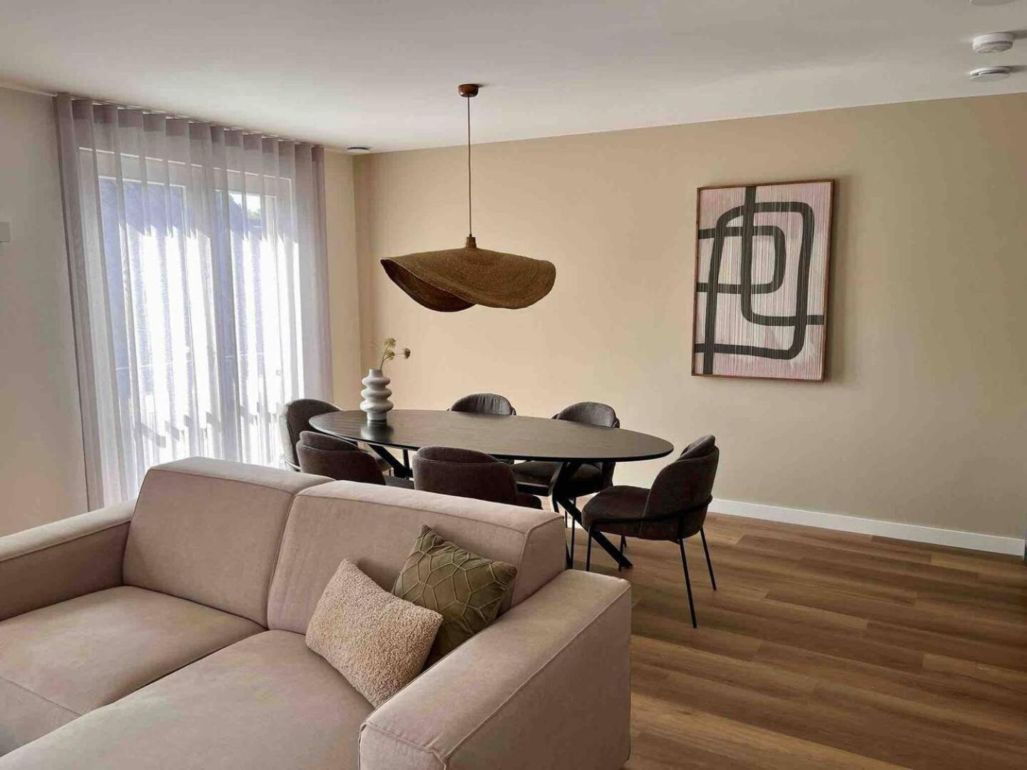 New Apartment In City Centre Large Орсхот Екстер'єр фото